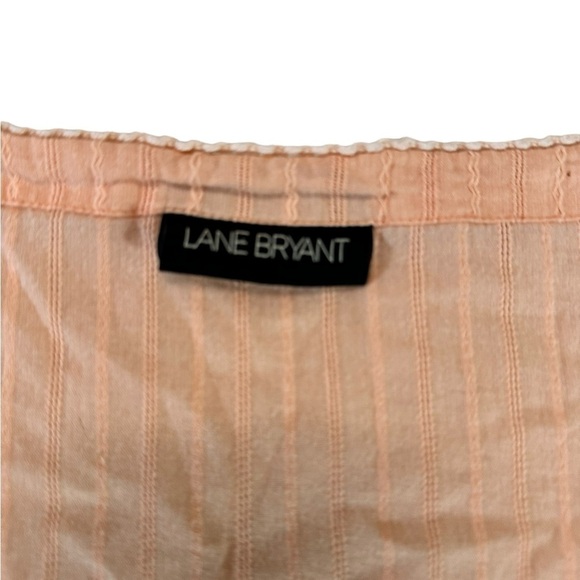 Lane Bryant Peach V-neck Crocheted Hem Top Size XL/XXL - Picture 13 of 16